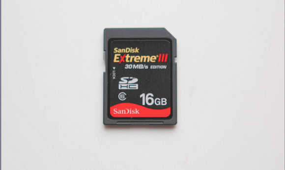SanDisk EXtremeIII 16GB
